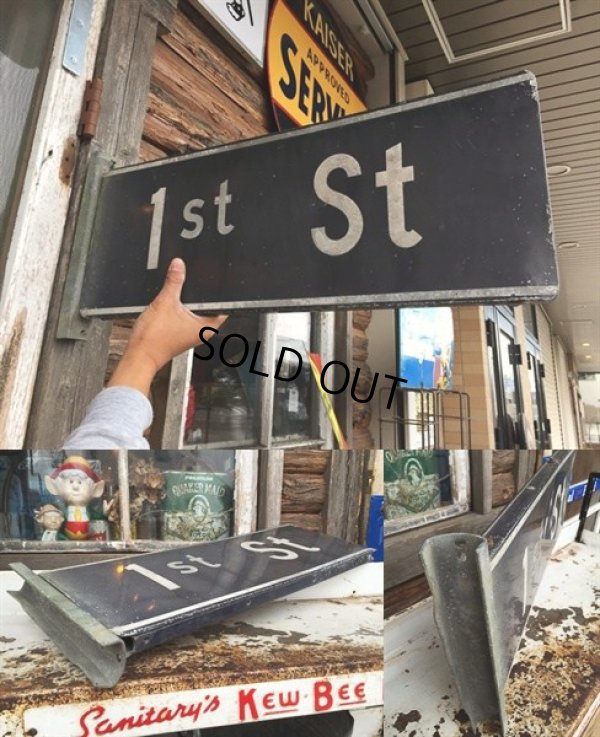 画像2: Vintage Street Sign / 1st ST #B (DJ340)　