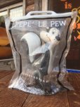 画像1: 70s Vintage WB Pepe Le Pew Doll Dakin (MA909) (1)