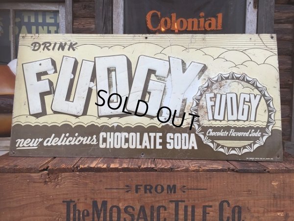 画像1: 40s Vintage Drink Fudgy Chocolate Soda Embossed Metal Sign (AL925)