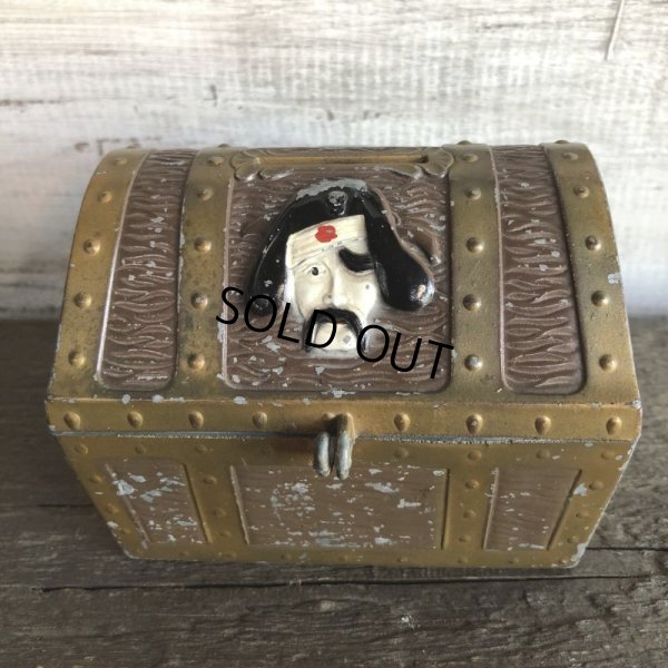 画像2: 50s Pirates Treasure Box Bank (S035)