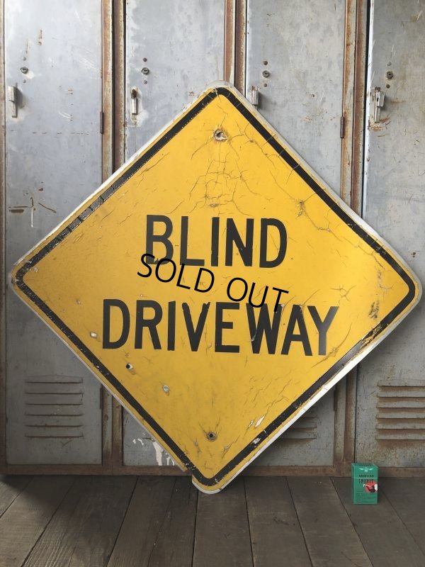 画像1: Vintage Road Sign BLIND DRIVEWAY (T651)