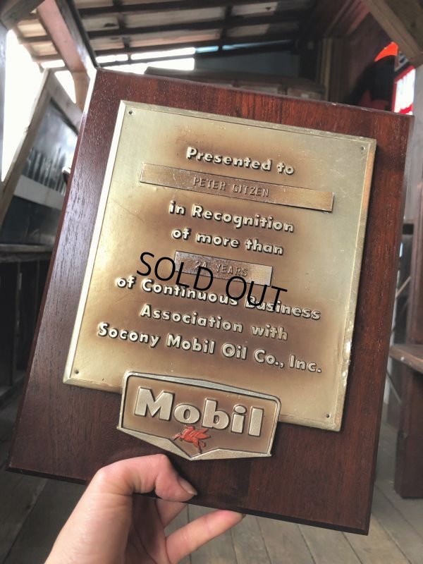 画像1: Vintage Mobil Gas Service Station Sales Award Plaque (B827)