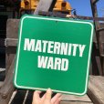 画像1: 70s Vintage Cardboard Sign MATERNITY WARD (B312) (1)