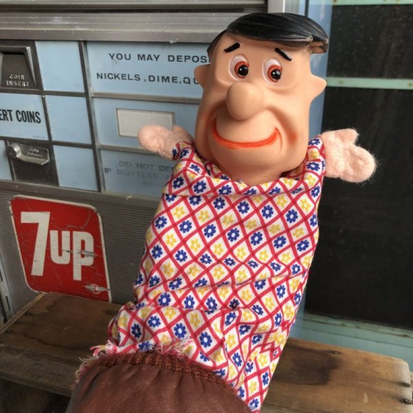 画像1: 60s Vintage THE FLiNTSTONES Fred Big Head Hand Puppet (B974)