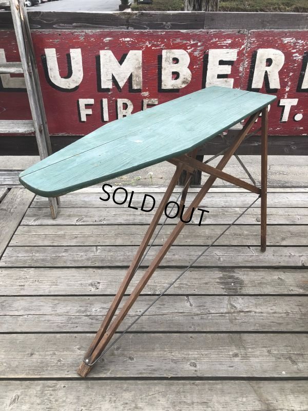 画像1: Vintage American Primitive Wooden Ironing Board Table (B838)