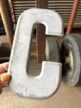 画像1: Vintage USA Original Movie Theatre Marquee Letter Signs “ C”  (M234)  (1)