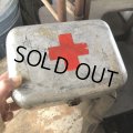 Vintage Hungary ll.SZ.MENTODOBOZ Red Cross First Aid Box (M464)