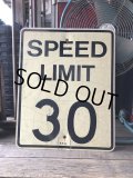 Vintage Road Sign SPEED LIMIT 30 (M522)