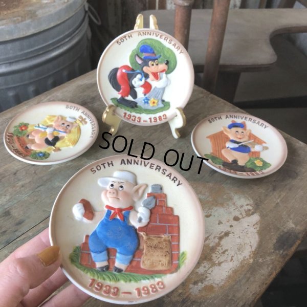 画像1: Vintage Disney 1933-1983 50th Anniversary Three Little Pigs Porcelain Plate Complate Set (M544)