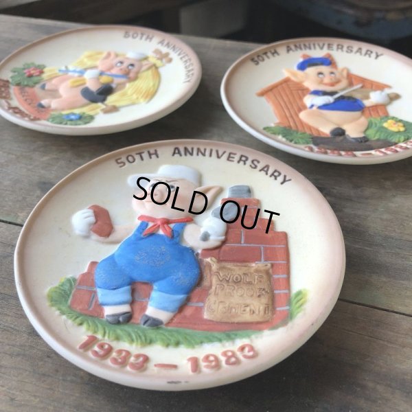 画像2: Vintage Disney 1933-1983 50th Anniversary Three Little Pigs Porcelain Plate Complate Set (M544)