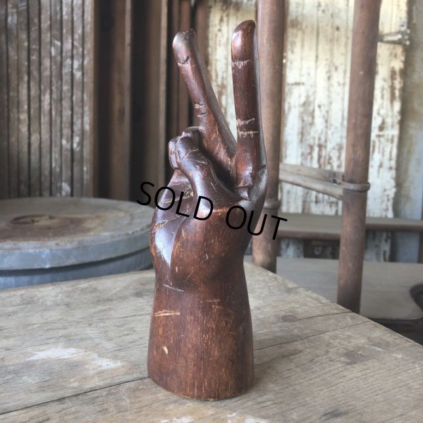 画像2: 70s Vintage Wooden Hand Peace Sign Ornament (M646)