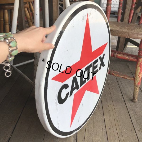 画像2: Vintage CALTEX Round Sign (M698)