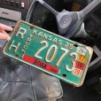 画像1: 70s Vintage American License Number Plate / KANSAS 2073 (M725) (1)