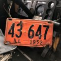 50s Vintage American License Number Plate / 43 647 ILL 1952 (M739)