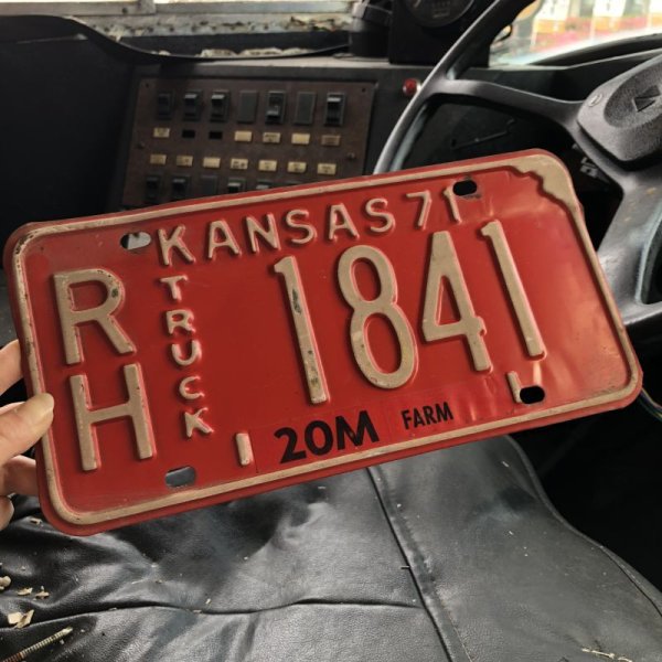 画像1: 70s Vintage American License Number Plate / KANSAS 1841 (M706)