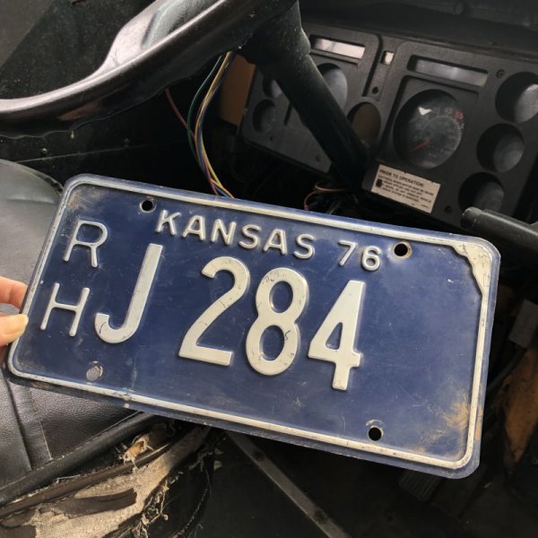 画像1: 70s Vintage American License Number Plate / KANSAS 284 (M730)