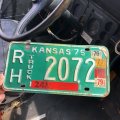 70s Vintage American License Number Plate / KANSAS 2072 (M717)