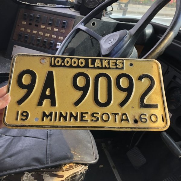 画像1: 60s Vintage American License Number Plate / MINNESOTA 9092 (M707)