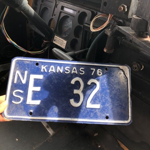 画像1: 70s Vintage American License Number Plate / KANSAS 32 (M727)