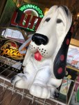 画像7: 70s Vintage NY Vinyl Plastic Sad Eye Dog Bank Basset hound White x Dot (M843)