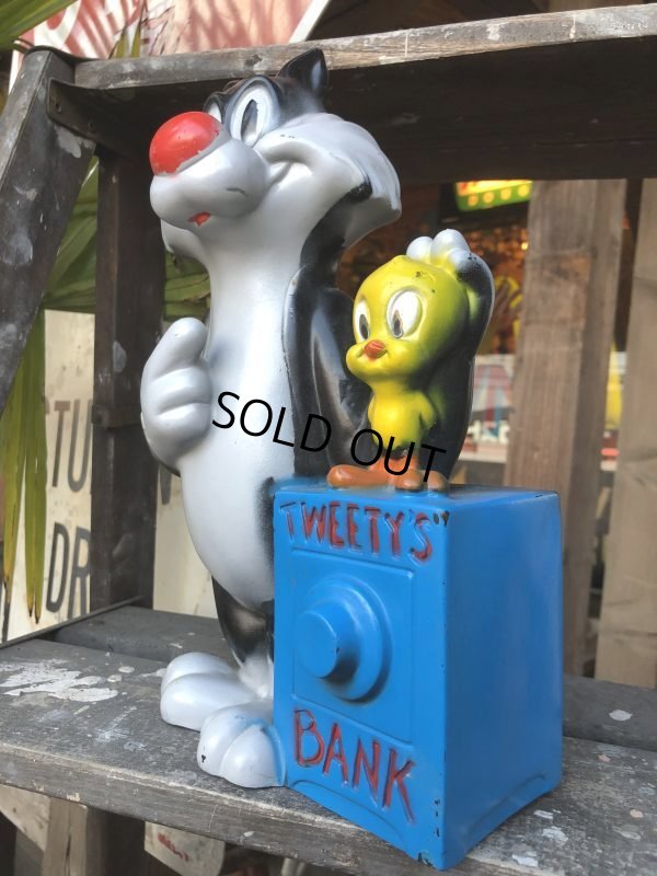 画像2: 70s Vintage Tweety & Sylvester Big Bank (M844)