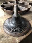 画像2: Vintage USMC Cast Iron Nail Cup (M845) (2)