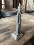 画像2: Vintage Willis Tower Souvenir Statue (B870)  (2)