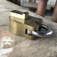 画像11: Antique Brass Handcrafted Solid THUNDER Brand 8 Levers Padlock (B873)