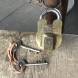 画像1: Antique Brass Handcrafted Solid THUNDER Brand 8 Levers Padlock (B873) (1)