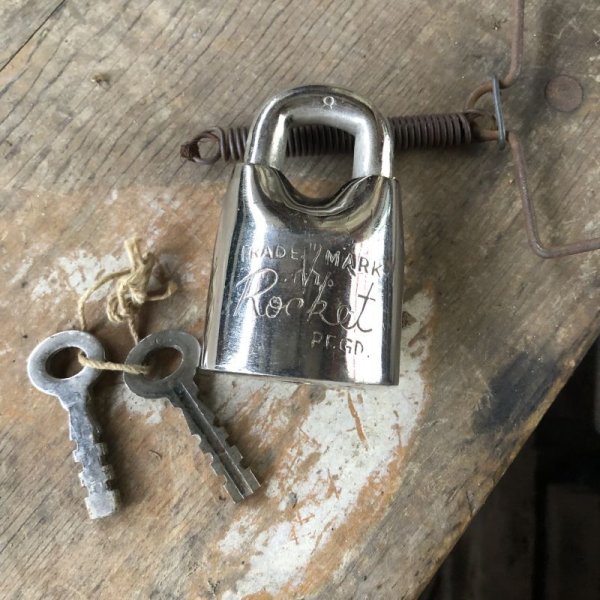 画像1: Vintage ROCKET TRADE MARK REGD. NO. 187933 Padlock (B881)