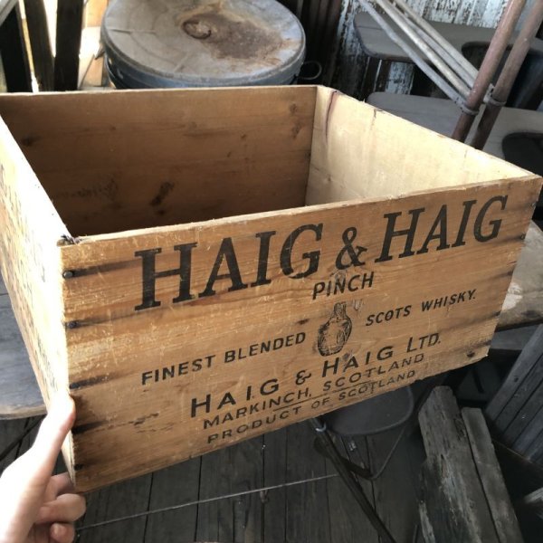 画像1: Vintage Wood Box HAIG & HAIG PINCH SCOTS WHISKY (M888)