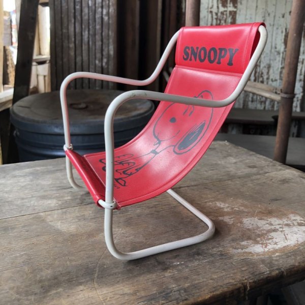 画像2: 70s Vintage Snoopy Sling Lounge Lawn Doll Chair Red (M898)