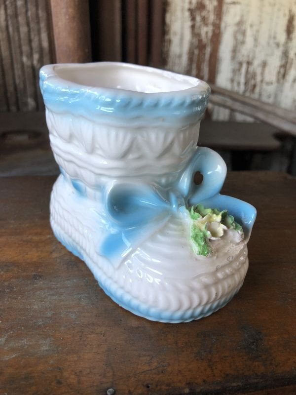 画像1: Vintage Ceramic Baby Planter Baby Bootie (M964) 