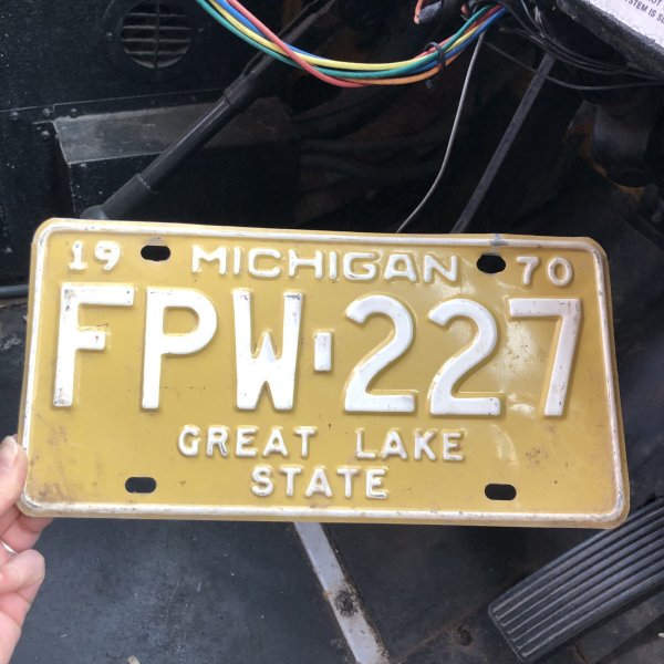 画像1: 70s Vintage American License Number Plate / MICHIGAN FPW-227 (M859)