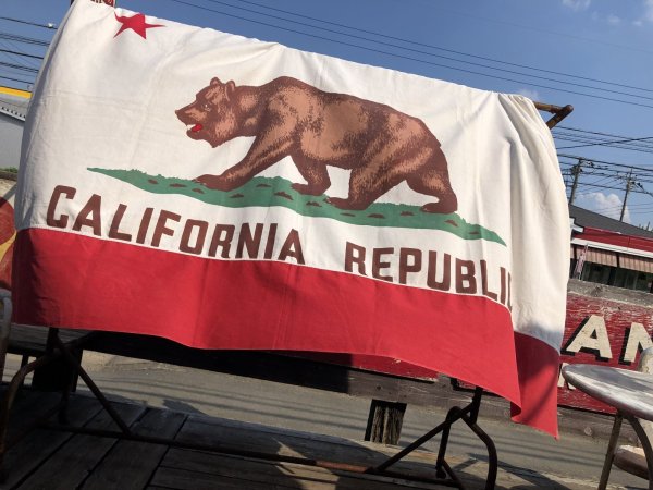 画像1: Vintage U.S.A . The Bear California Republic Cotton Flag 211x137 cm (M997) 