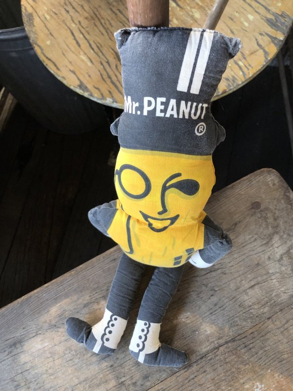 画像2: Vintage Mr Peanut Cloth Pillow Doll (M999) 