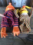 画像5: 70s Vintage Sesame Street Ernie and Bart Hand Puppet Set (R001) 