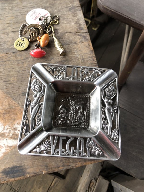 画像1: Vintage Souvenir Metal Tray Ashtray LAS VEGAS (R033)