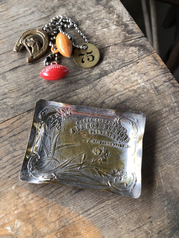 画像1: Vintage Souvenir Metal Tray Ashtray CAFES SUPERIEURS (R031)