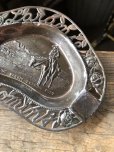 画像4: Vintage Souvenir Metal Tray Ashtray LONE BANDIT TRADING POST (R034)