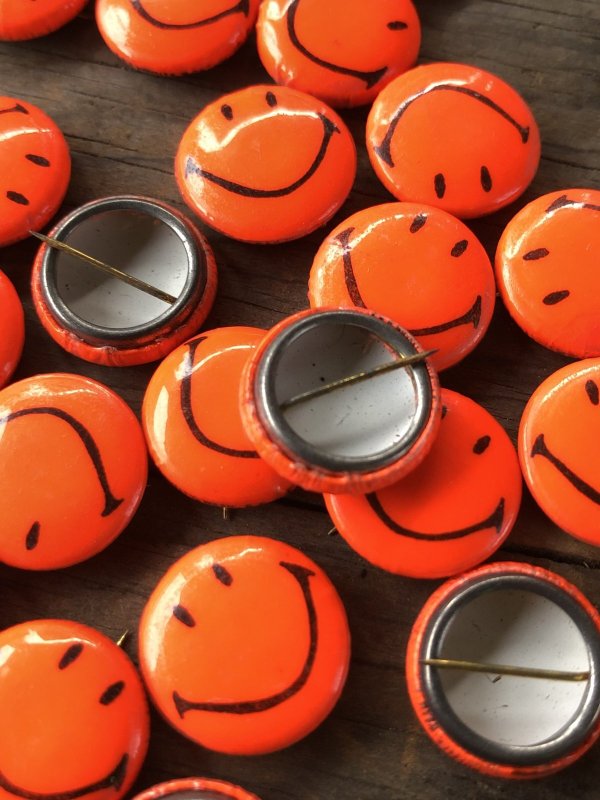 画像2: 60s Vintage Original Happy Smiley Smile Face Button Pins Pinback (R085) 