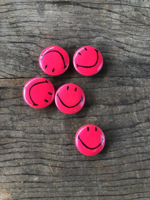 画像1: 60s Vintage Original Happy Smiley Smile Face Button Pins Pinback (R081) 