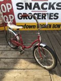  【店舗引き取り限定】Vintage Schwin STING-RAY Kids Girls Bike 16" (R142)