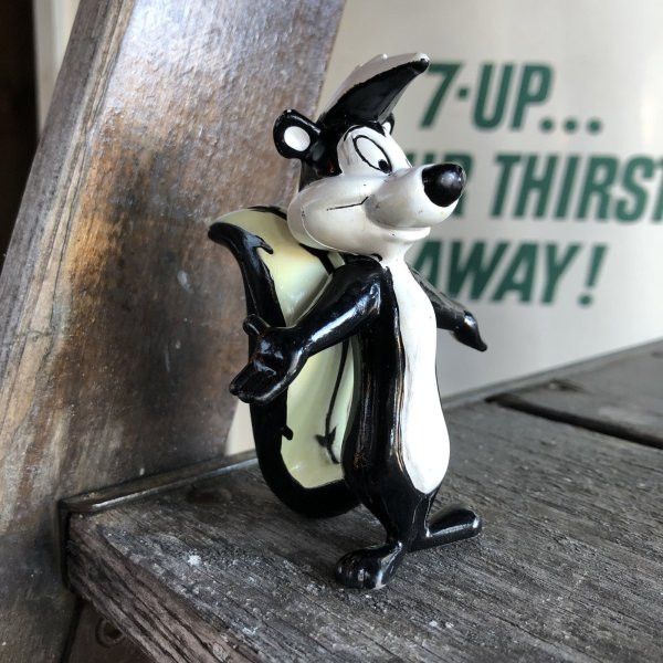 画像5: 90s Vintage WB Pepe Le Pew PVC Figure (R156) 