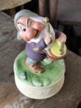 画像6: 80s Vintage Ceramic Figurine Disney Music Box Grumpy (R198)