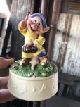 画像1: 80s Vintage Ceramic Figurine Disney Music Box Dopey (R199) (1)