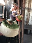 画像1: 80s Vintage Ceramic Figurine Disney Music Box Grumpy (R198) (1)