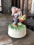 画像7: 80s Vintage Ceramic Figurine Disney Music Box Grumpy (R198)