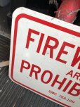 画像2: Vintage Road Street Sign FIREWORKS ARE PROHIBITED (R261) (2)