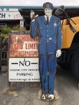 画像1: Vintage Metal Diecut Standing Service Man Estate Sign (R286) (1)